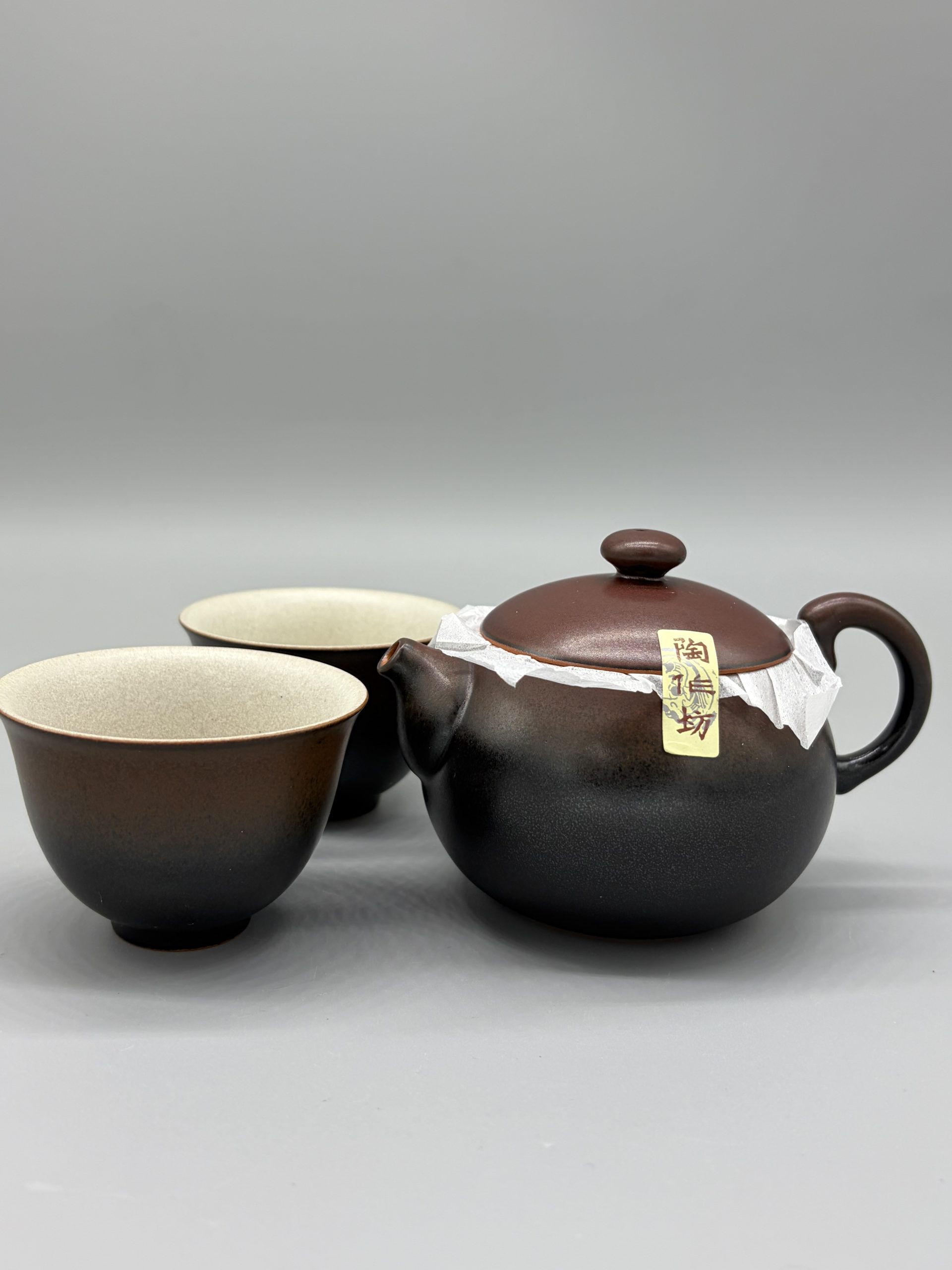 Lin's Ceramic Studio Tea set (Red and Black), Teapot 150 ml