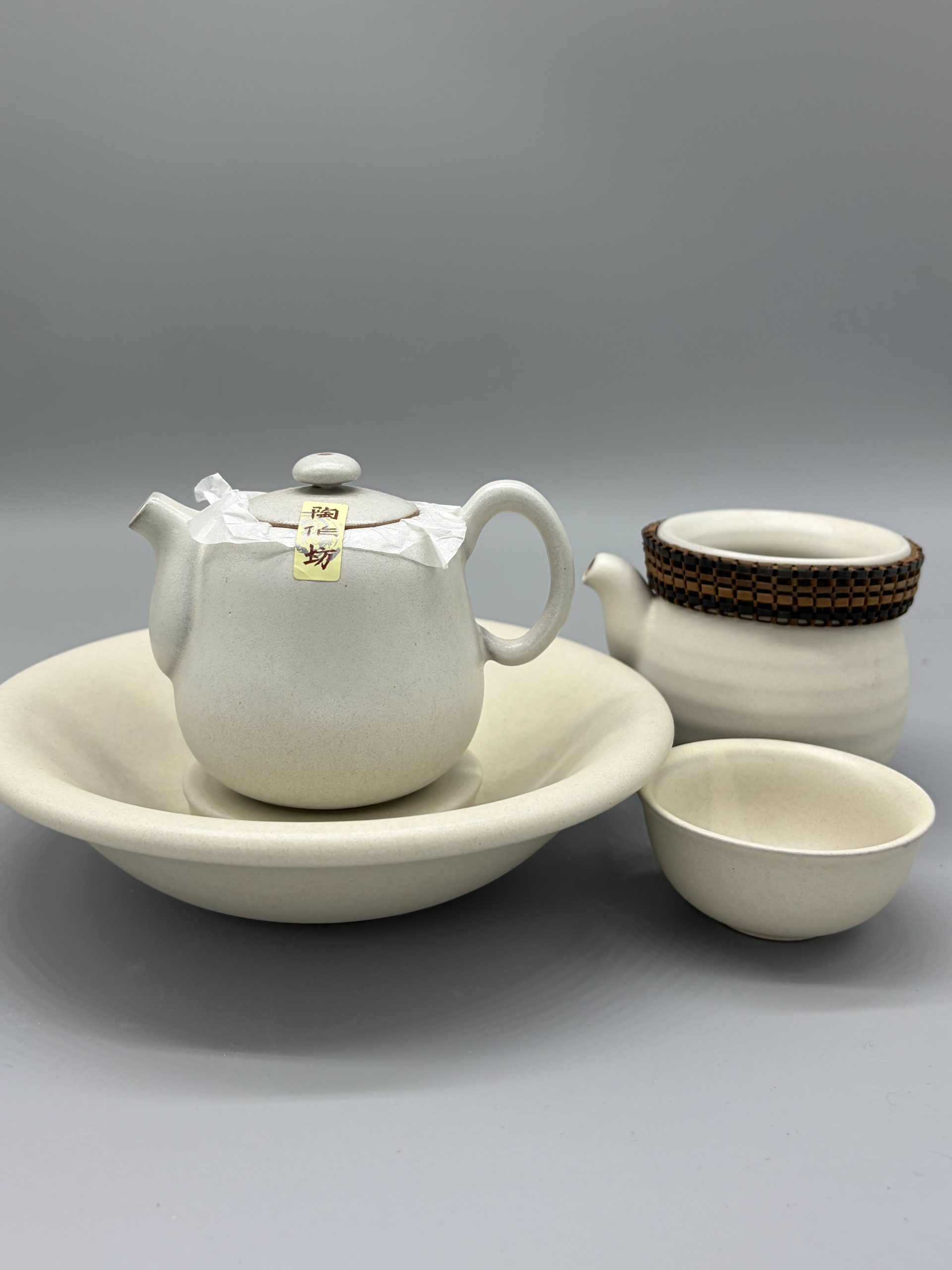 Lin’s Ceramic Studio Tea set with Tea tray, Cha Hai and six cups (Creamy White) - Image 2